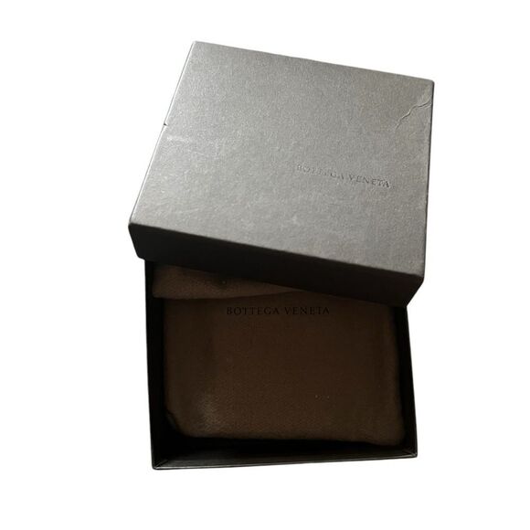 BOTTEGA VENETA Perforated Calf Leather Card Case - Picture 9 of 9